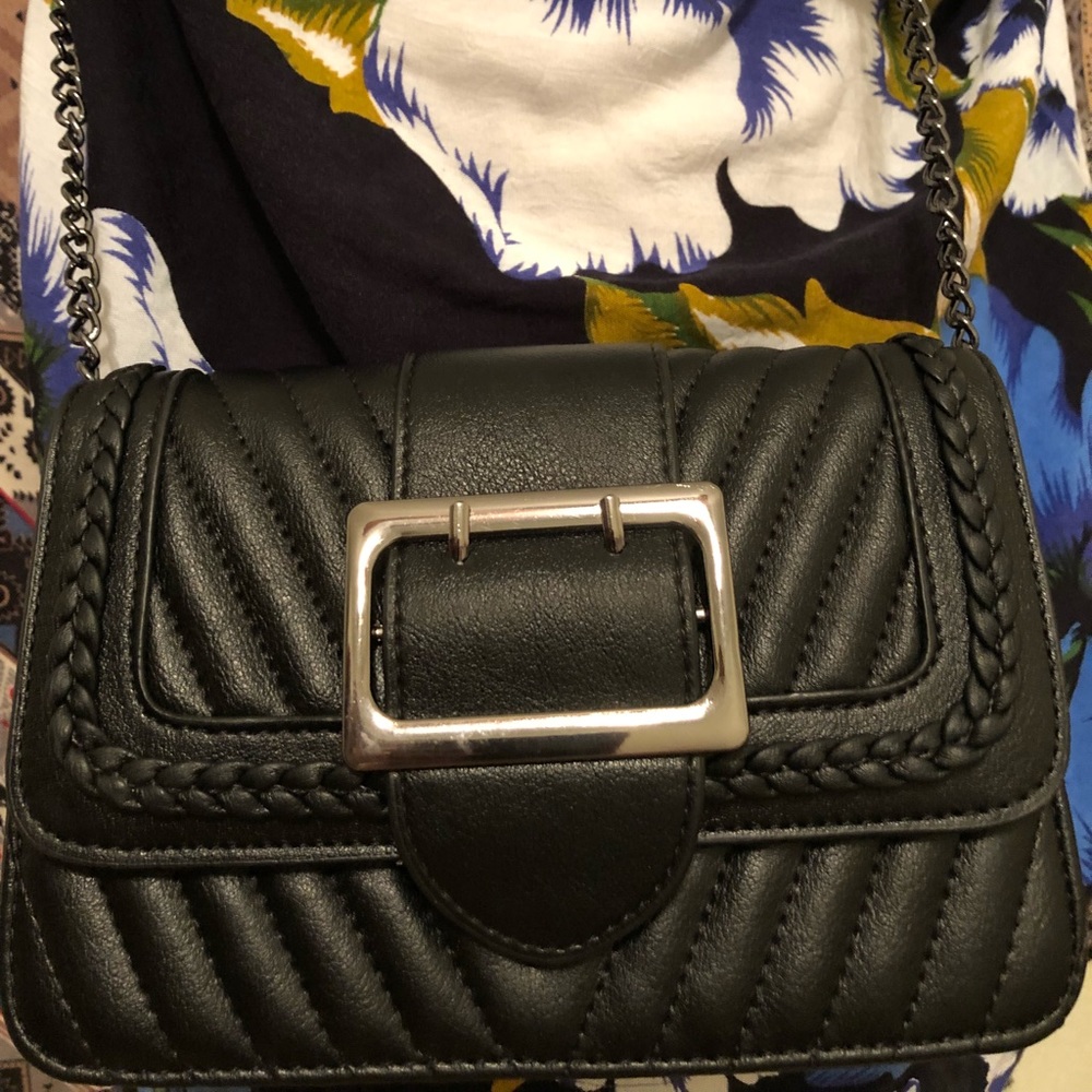 SOLD! 🖤 CrossBody Messenger Bag 🖤